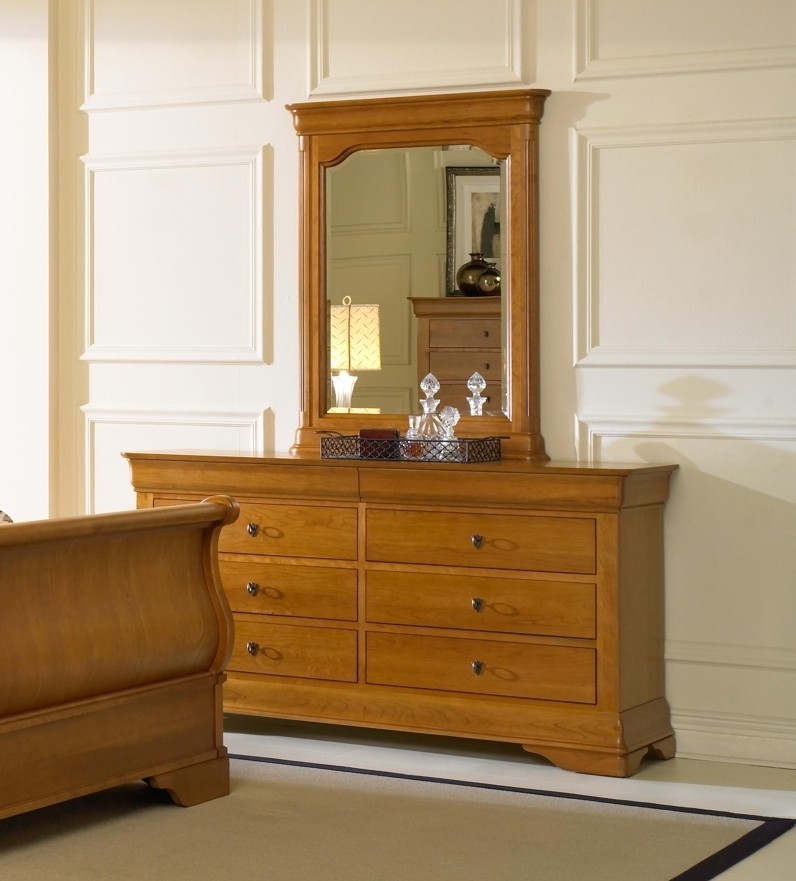 Louis Philippe Portrait Mirror Collection